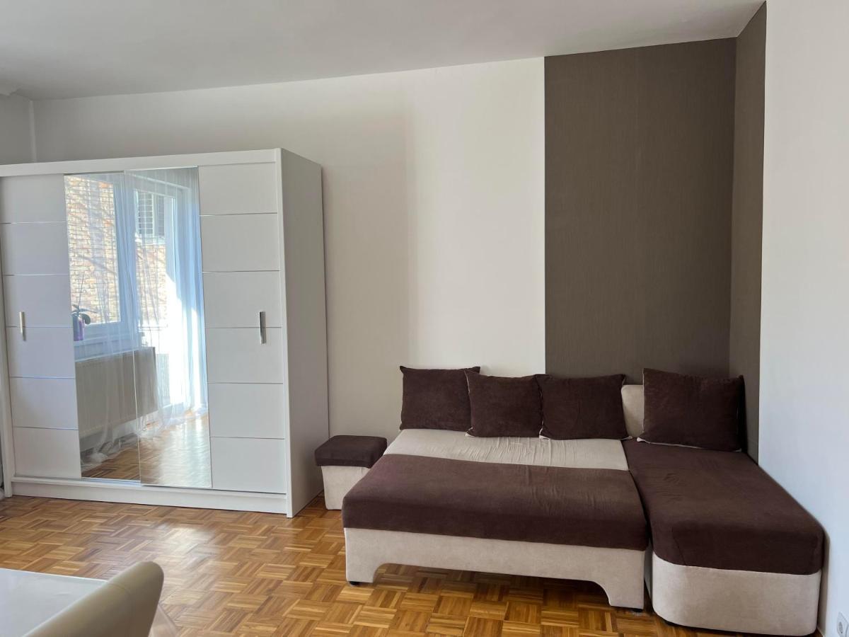 Centrum Szeged Apartman Экстерьер фото