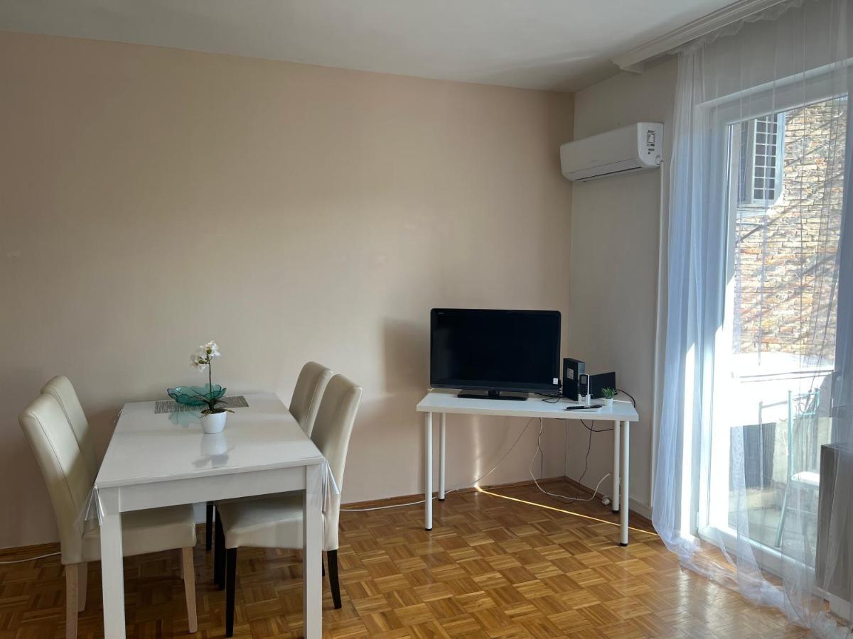 Centrum Szeged Apartman Экстерьер фото